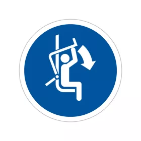 Sífelvonó biztonsági rúd zárása kötelező